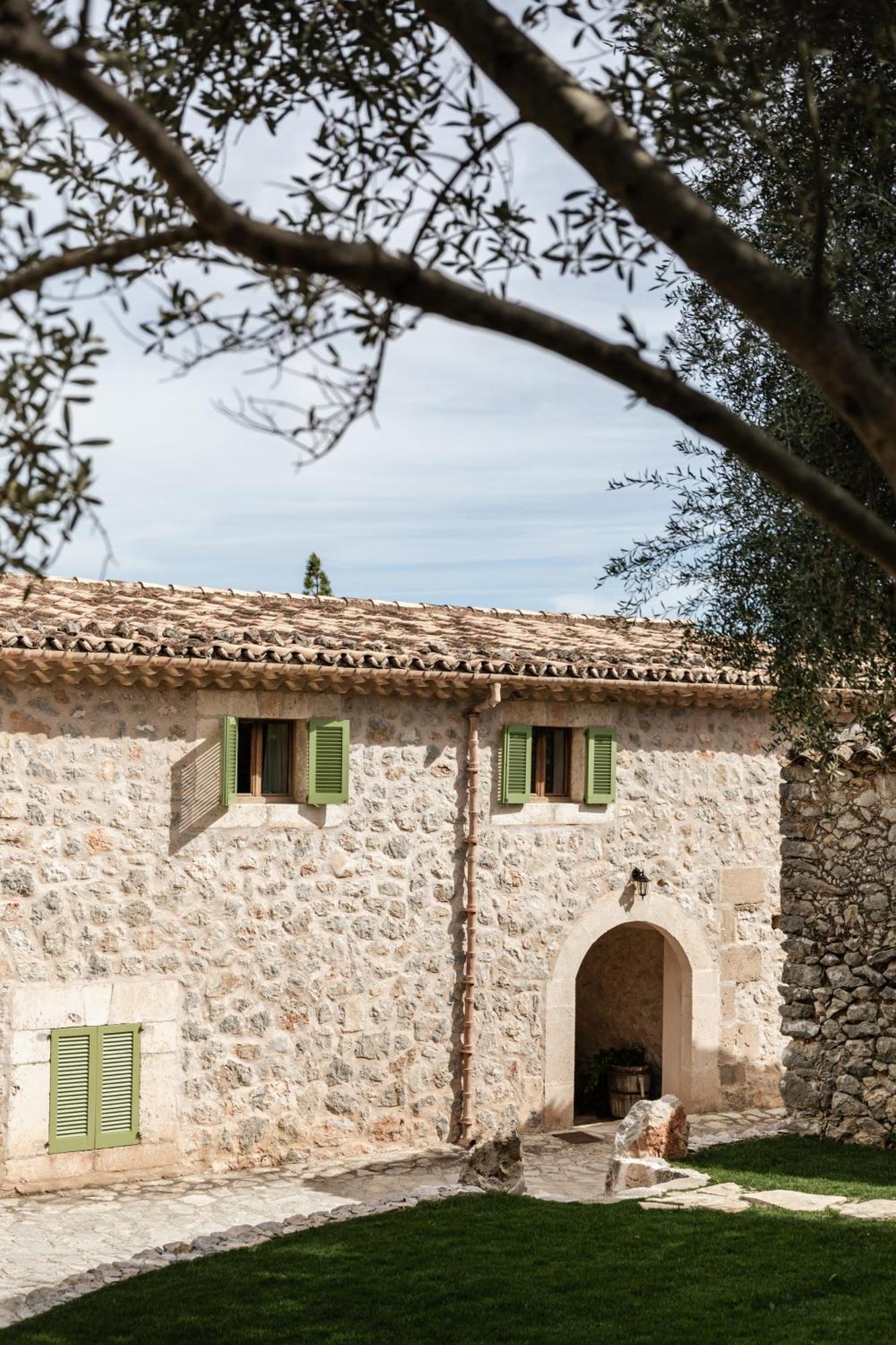 Ca'N Beneit Hotel Binibona Exterior photo